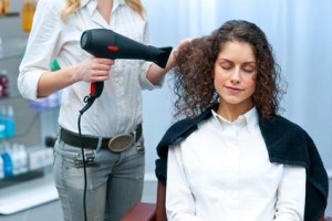 Come rinforzare i capelli rimedi e consigli