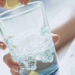 Bere acqua fa dimagrire lo dicono gli esperti